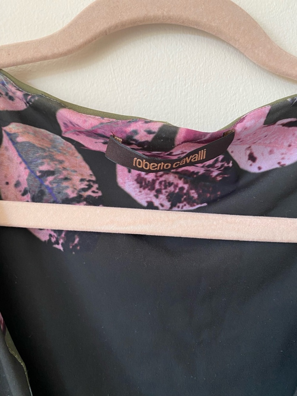 Roberto Cavalli Three quarter-Sleeve Floral Jungle Print Top - Picture 3 of 13